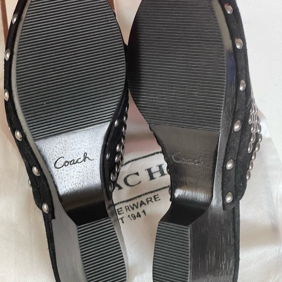 COACH STUDDED PATCH CLOGS FOR WOMEN - Picture 3 of 9
